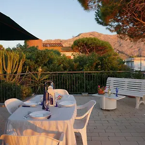 villa-isabella-isola-delle-femmine.sicilyhotelsitaly.net/