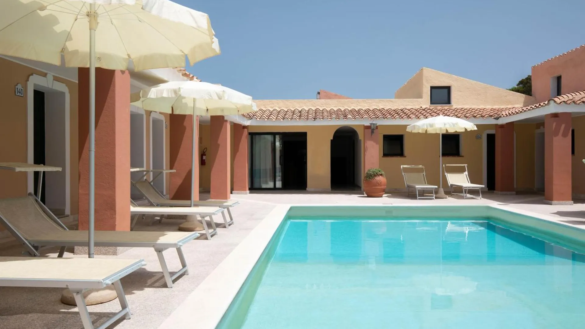 Club Hotel Marina Seada Beach بودوني